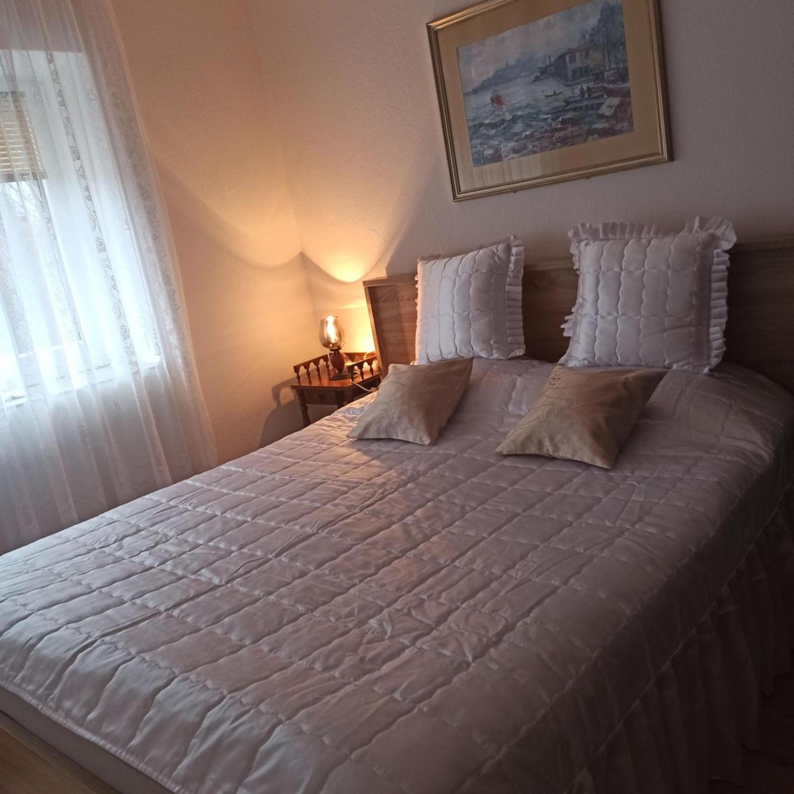 Apartman Adna Kulen Vakuf Exterior photo